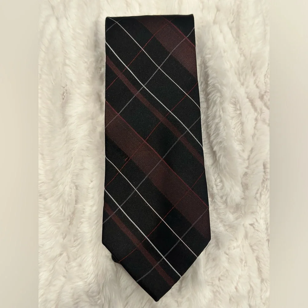 $3.00 - 15 TIES Stafford , Croft & Barrow ,apt9 , J,Ferrar ,Jones NY ect.